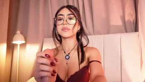 Snapshot of sara_albrecht chatting on June 10, 2026, 3:39 am Sara online show from June 10, 2026, 3:39 am