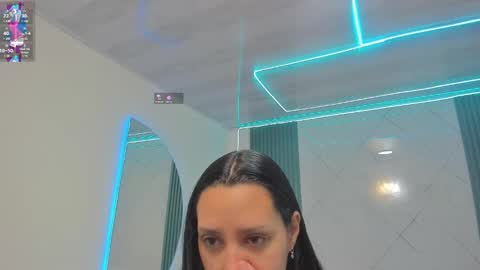sara allenx online show from March 10, 2025, 11:42 am