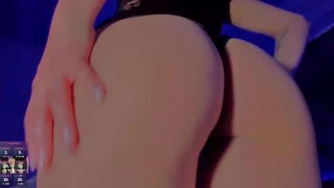 sara allenx online show from December 20, 2025, 11:45 pm