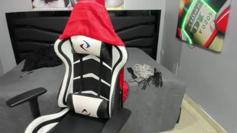 Snapshot of sara_bdsm chatting on October 18, 2025, 3:35 pm sara_bdsm online show from October 18, 2025, 3:35 pm