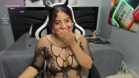 Snapshot of sara_bdsm chatting on October 24, 2025, 2:13 pm sara_bdsm online show from October 24, 2025, 2:13 pm