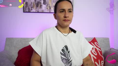   online show from November 28, 2025, 9:56 am