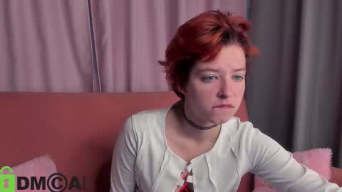 Sarah online show from September 18, 2025, 12:12 am