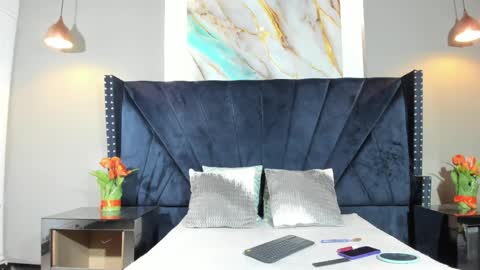sara_hannks online show from April 4, 2026, 2:25 pm