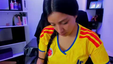 sara_honny online show from June 23, 2026, 2:15 pm