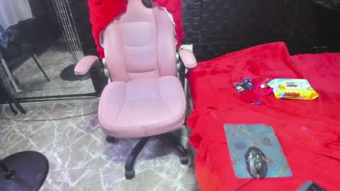 Snapshot of sara_hot_2 chatting on June 20, 2026, 1:58 pm no limits sarah online show from June 20, 2026, 1:58 pm