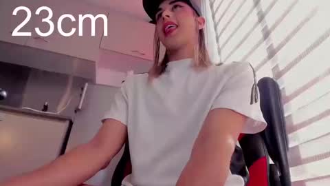 Snapshot of sara_hunter1 chatting on September 25, 2025, 8:01 pm sara_hunter1 online show from September 25, 2025, 8:01 pm