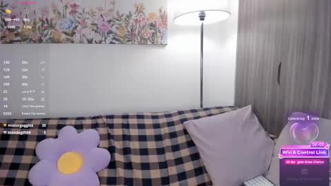 Sara  new account  give me thomb up  Follow me   help me reach 15k followers again   online show from February 5, 2026, 10:58 pm