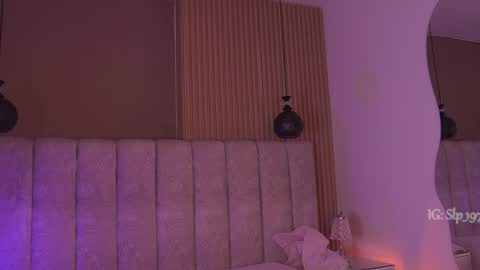sara_lopee1 online show from June 6, 2026, 11:59 am