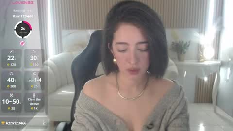 Sara  online show from April 9, 2026, 2:11 pm