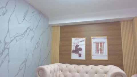 Sara  online show from April 29, 2026, 1:48 pm