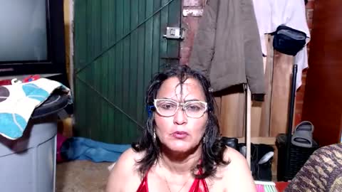 Sara love online show from February 9, 2025, 4:36 am
