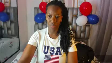Snapshot of sara_marks chatting on July 4, 2026, 11:16 am S A R A online show from July 4, 2026, 11:16 am