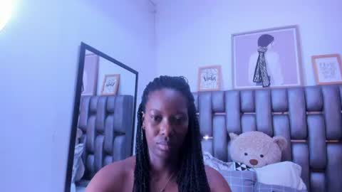 Snapshot of sara_marks chatting on July 10, 2026, 10:51 am S A R A online show from July 10, 2026, 10:51 am