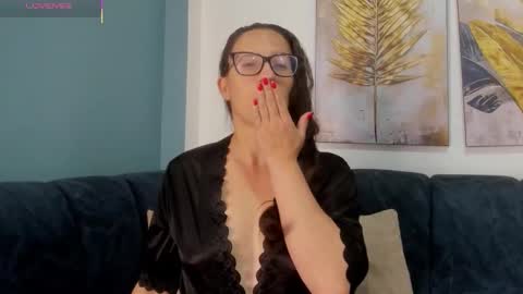 Sara   online show from January 12, 2026, 12:32 pm