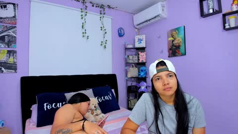 Sara Mendez online show from January 7, 2025, 11:56 pm