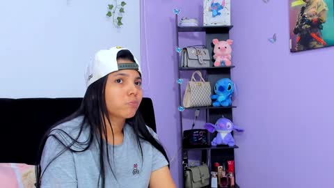 Sara Mendez online show from January 8, 2025, 2:57 am