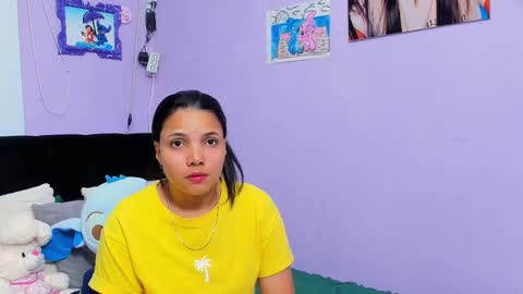 Sara Mendez online show from October 24, 2025, 1:57 am
