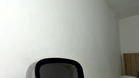 Sara online show from November 26, 2025, 12:17 pm