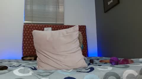 Snapshot of sara_naughtyw chatting on October 10, 2025, 12:20 am katiasupreme online show from October 10, 2025, 12:20 am