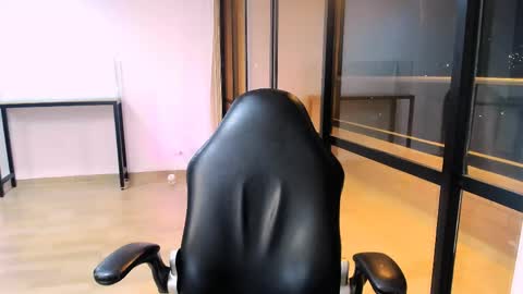 Sara online show from April 22, 2026, 5:32 am