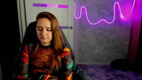 Snapshot of sara_rossse chatting on June 11, 2026, 9:24 pm Sara online show from June 11, 2026, 9:24 pm