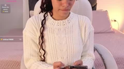 Snapshot of sara_sharma chatting on September 27, 2025, 3:50 pm sara  online show from September 27, 2025, 3:50 pm