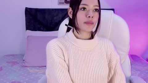 Snapshot of sara_sharma chatting on October 4, 2025, 1:09 pm sara  online show from October 4, 2025, 1:09 pm