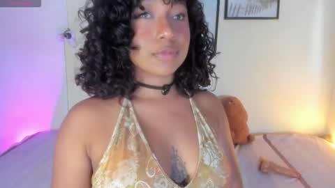 sara sofia online show from January 7, 2026, 8:55 pm