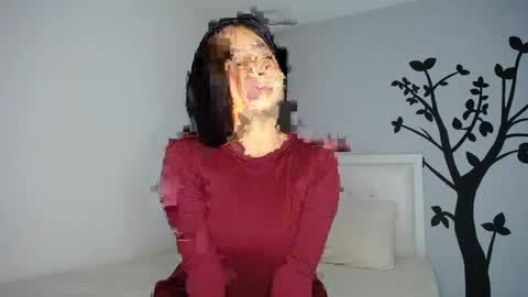 Snapshot of sara_tris chatting on September 27, 2025, 1:21 am Sara online show from September 27, 2025, 1:21 am