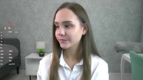 Snapshot of sara_whooops chatting on October 30, 2025, 7:14 pm Im Sara online show from October 30, 2025, 7:14 pm