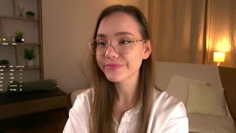 Im Sara  online show from March 23, 2026, 5:28 pm