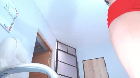 Sara online show from February 10, 2026, 9:52 pm