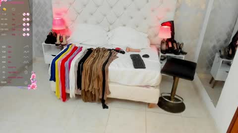 Saraa Gomez online show from January 25, 2025, 11:00 pm