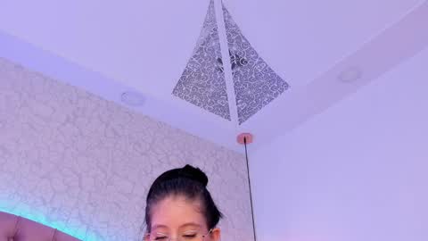 Sara  online show from June 1, 2026, 7:26 pm