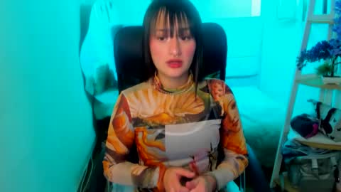 Sarah Ramirez online show from December 15, 2024, 4:29 am