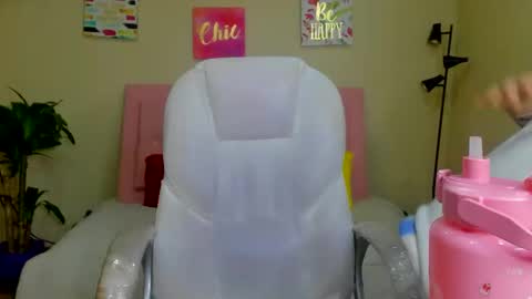 Sarah Ramirez online show from December 16, 2024, 4:02 am