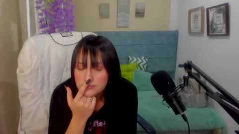 Sarah Ramirez online show from February 1, 2025, 12:07 am