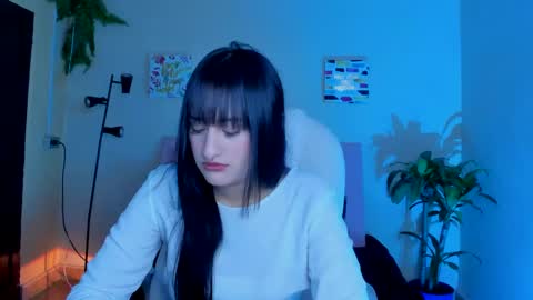 Sarah Ramirez online show from February 20, 2025, 11:31 am