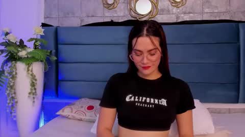 Sara Alvarezx online show from January 19, 2026, 4:38 am