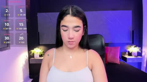 Snapshot of saraamills chatting on May 20, 2026, 3:34 am Sara online show from May 20, 2026, 3:34 am