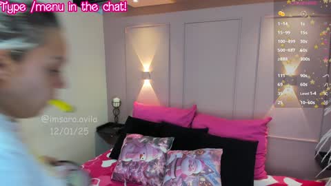 SaraAvila  online show from January 12, 2025, 9:40 pm