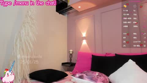 SaraAvila  online show from January 26, 2025, 9:51 am