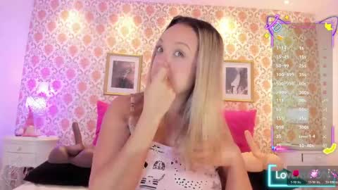Snapshot of saraavila_ chatting on May 25, 2026, 10:10 am SaraAvila online show from May 25, 2026, 10:10 am