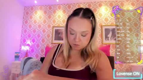 Snapshot of saraavila_ chatting on May 29, 2026, 9:46 pm SaraAvila online show from May 29, 2026, 9:46 pm