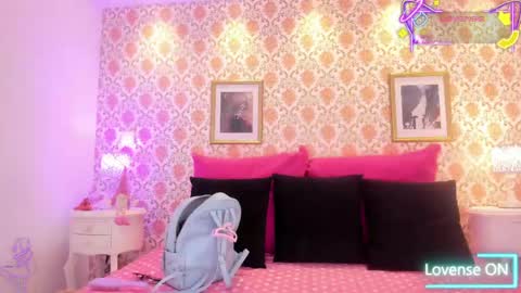 Snapshot of saraavila_ chatting on June 6, 2026, 9:52 pm SaraAvila online show from June 6, 2026, 9:52 pm
