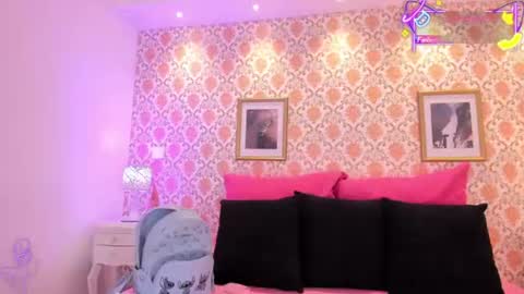 SaraAvila  online show from July 15, 2026, 8:03 pm