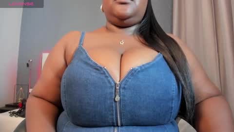 Snapshot of saraby_blandon chatting on December 19, 2024, 10:34 am online show from December 19, 2024, 10:34 am