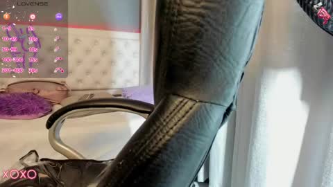 Snapshot of saraby_blandon chatting on January 22, 2025, 9:57 am online show from January 22, 2025, 9:57 am