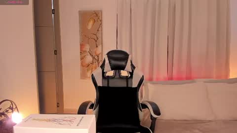sara cavali online show from June 18, 2026, 7:29 pm
